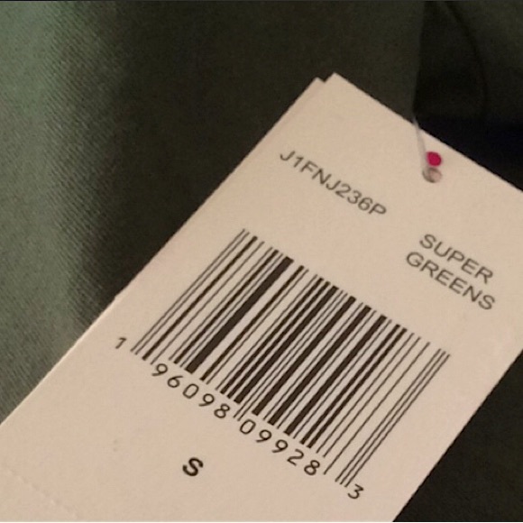 🆕🔥JUICY COUTURE GORGEOUS OLIVE GREEN&SILVER JC EMBLEM LONGSLEEVE SHIRT NWT!! - Picture 5 of 5